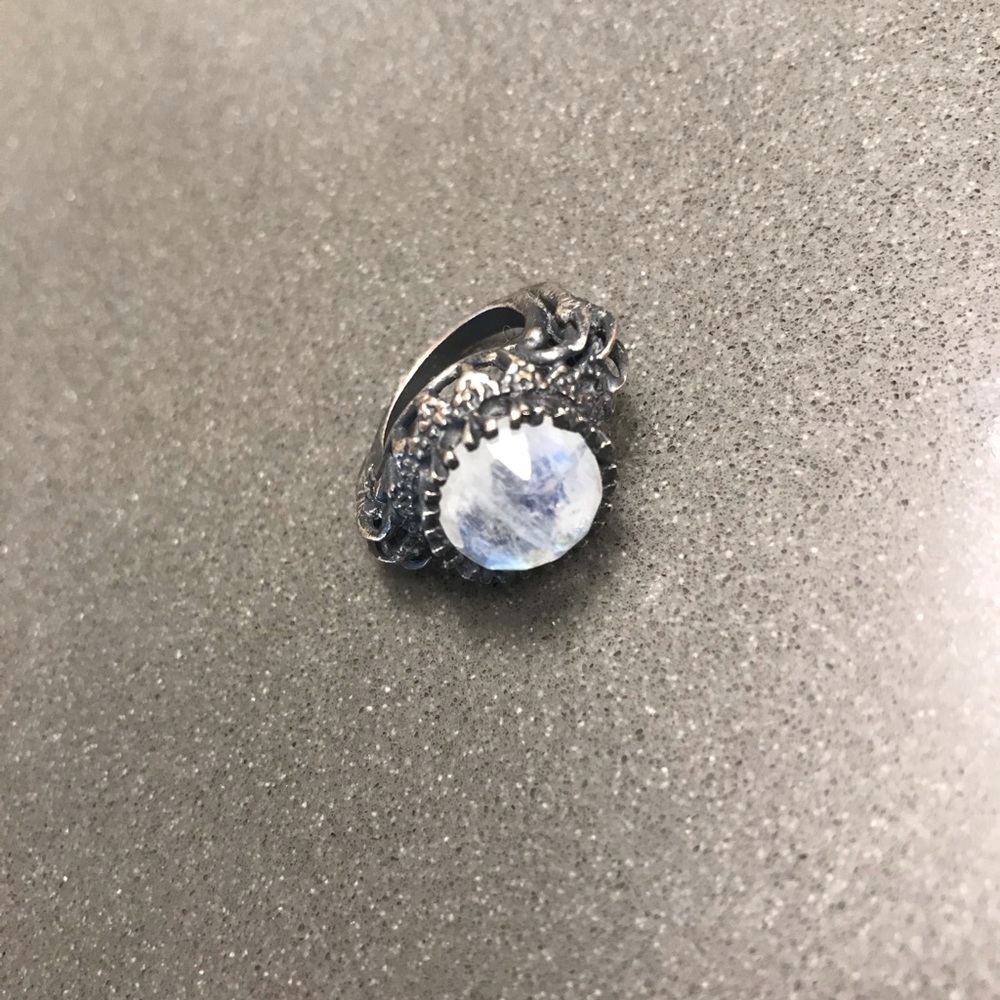 Bloodmilk Belonging to the Darkness ring